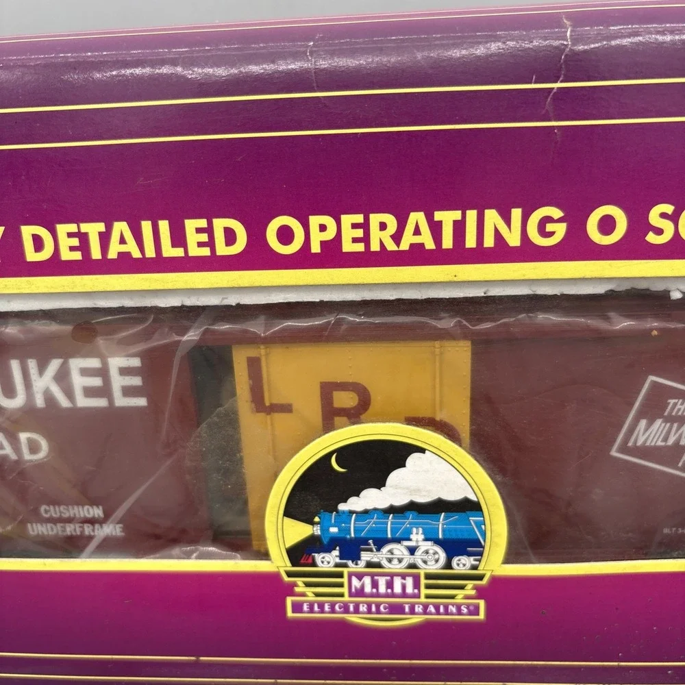 MTH RailKing 20-94060 Milwaukee Road  Operating Reefer Car (#2864) RARE